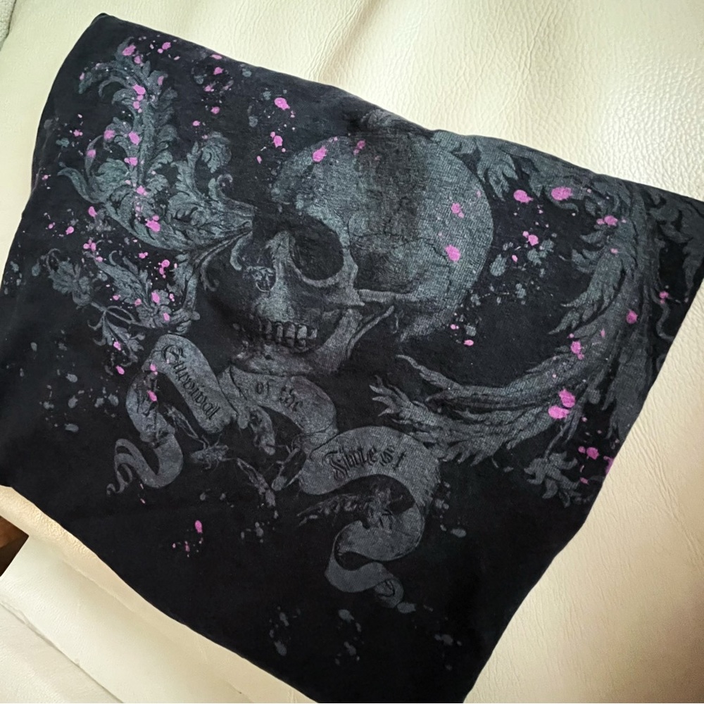 Black Purple Skull Graphic Punk Rock Tshirt Size Small